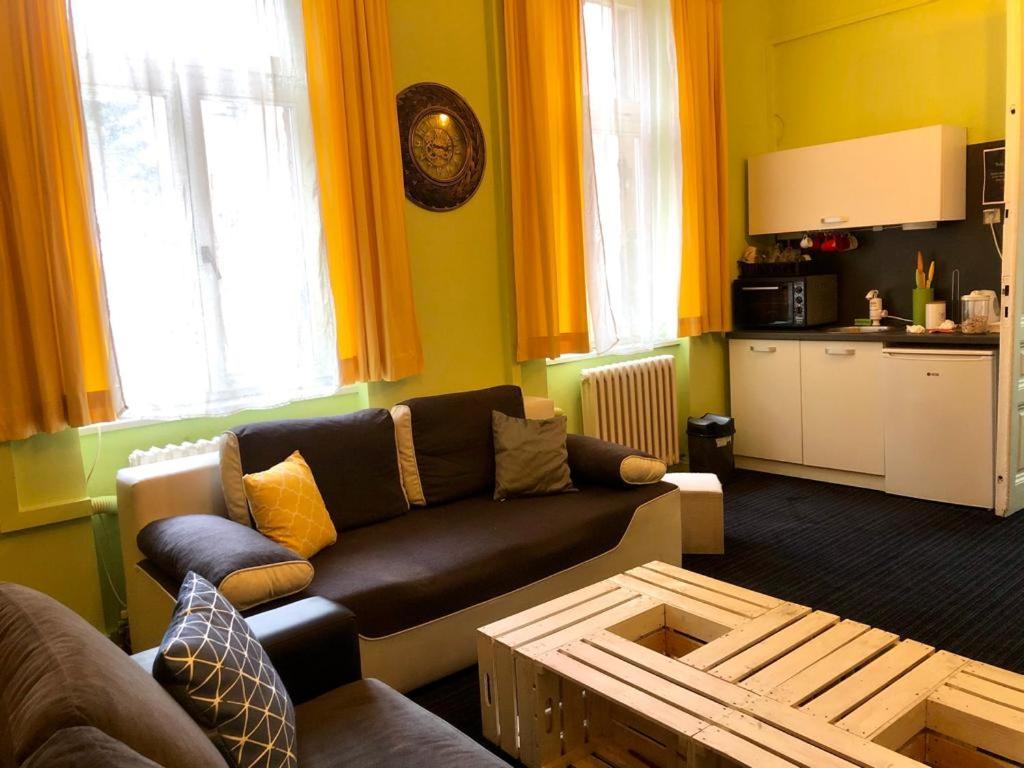 Spacious Tuzlaks Apartments Sarajevo Ferhadija Extérieur photo